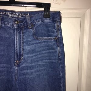 American Eagle Mom Jeans